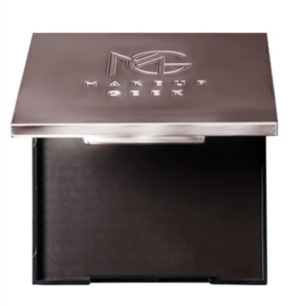 Makeup Geek Empty Magnetic Travel Palette